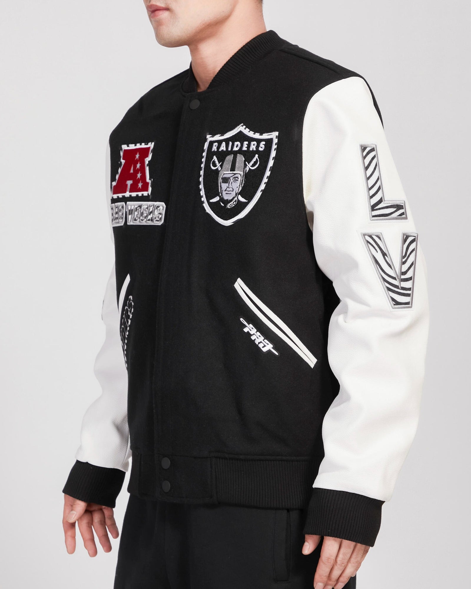 Men's Pro Standard Raiders Retro Classic Varsity Full-Zip